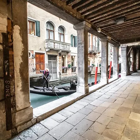 Ca' Delle Acque Deluxe R&r Benátky