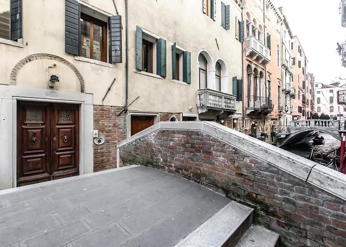 Ca' Delle Acque Deluxe R&r Apartmán